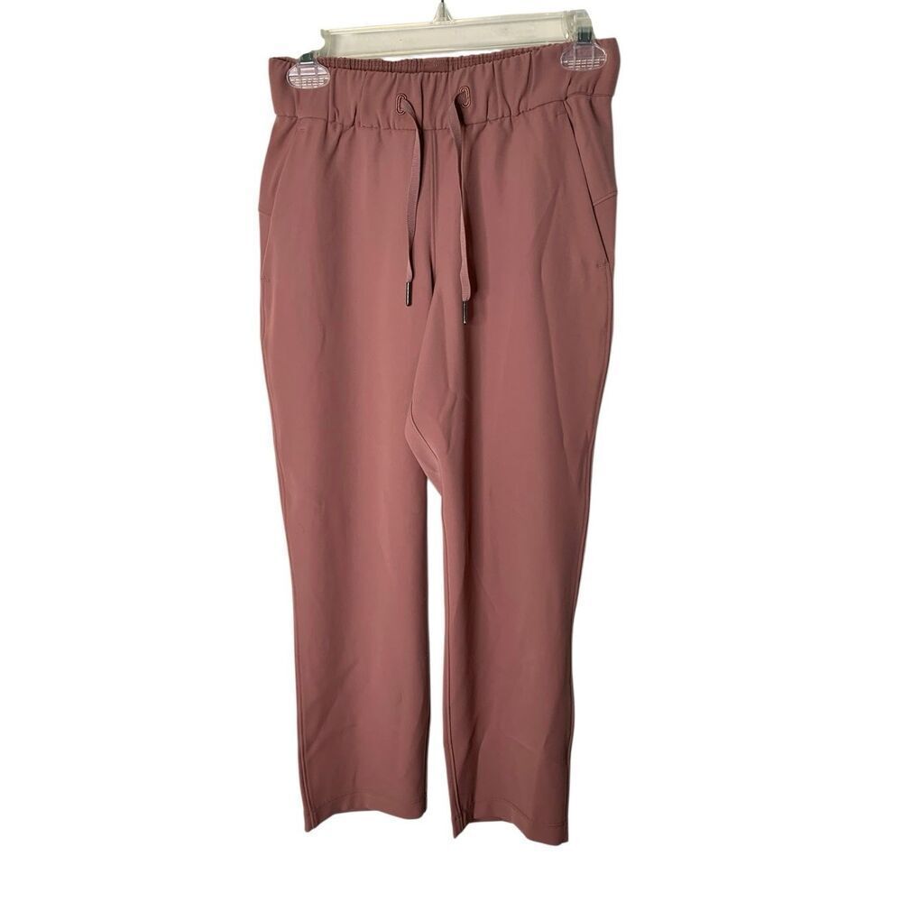 Lululemon On the Fly Crop *Woven 23" red dust women's size 2 W6AVMS